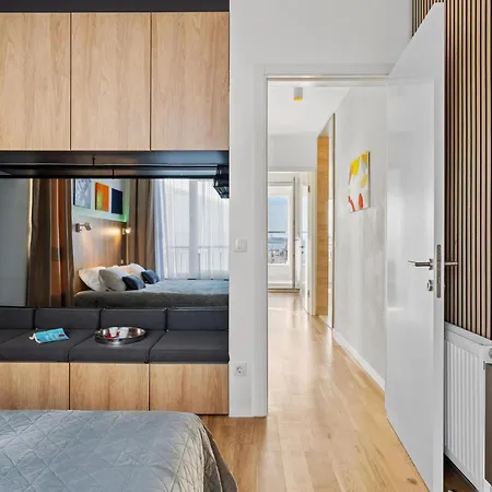 2 Bedroom Cozy In